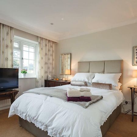 Branksome House 49 Continental Breakfast Hotel Борнмът Екстериор снимка