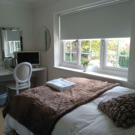Branksome House 49 Continental Breakfast Hotel Борнмът Екстериор снимка