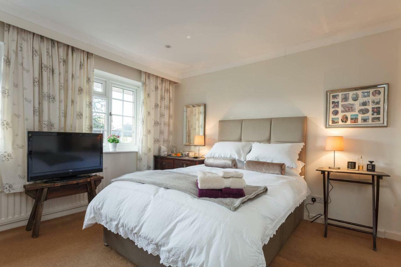 Branksome House 49 Continental Breakfast Hotel Борнмът Екстериор снимка